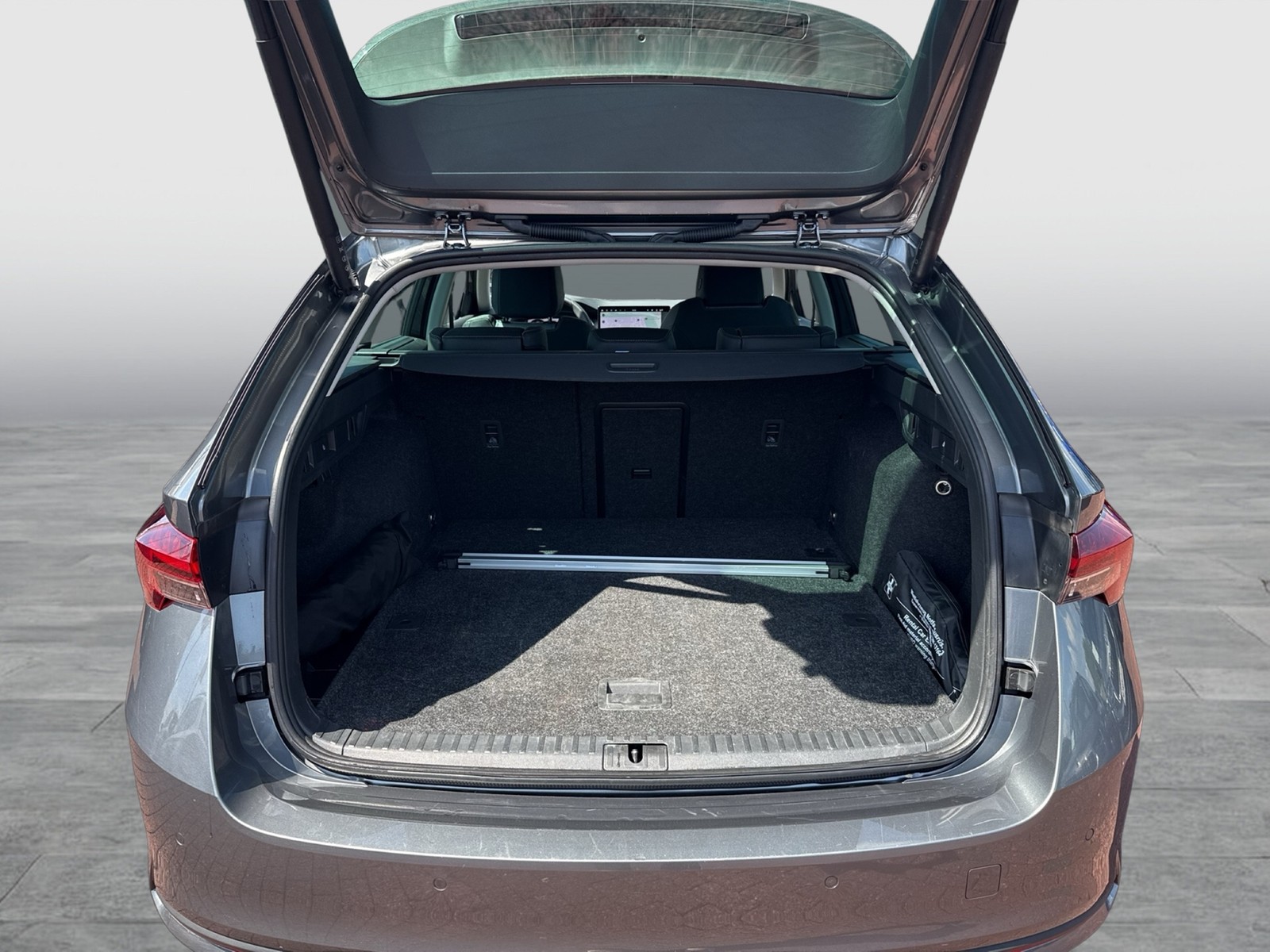 Skoda Octavia Combi 2.0 SELECTION 360°CAM ACC MATRIX