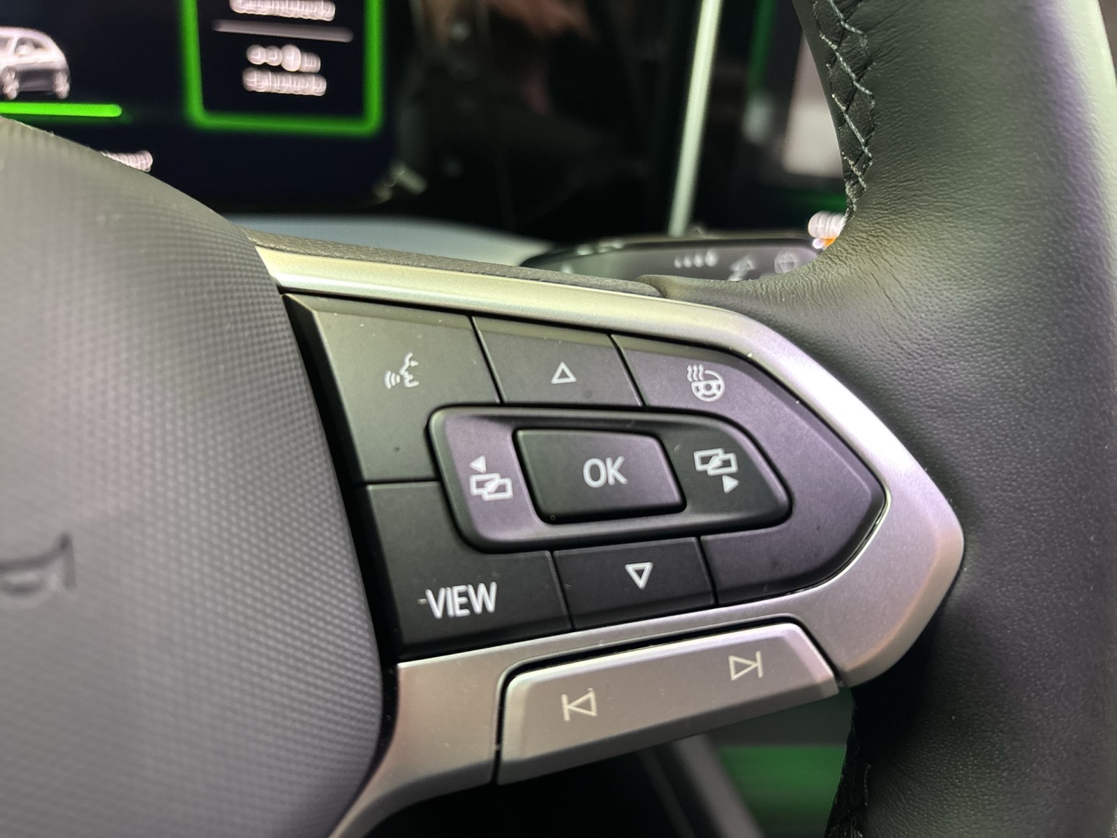 Volkswagen Golf VIII 2.0 GOAL FACELIFT ACC NAVI CARPLAY