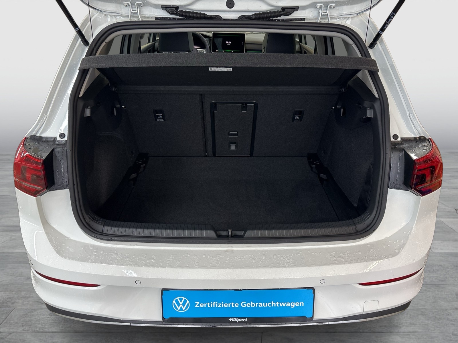 Volkswagen Golf VIII 2.0 GOAL FACELIFT ACC NAVI CARPLAY