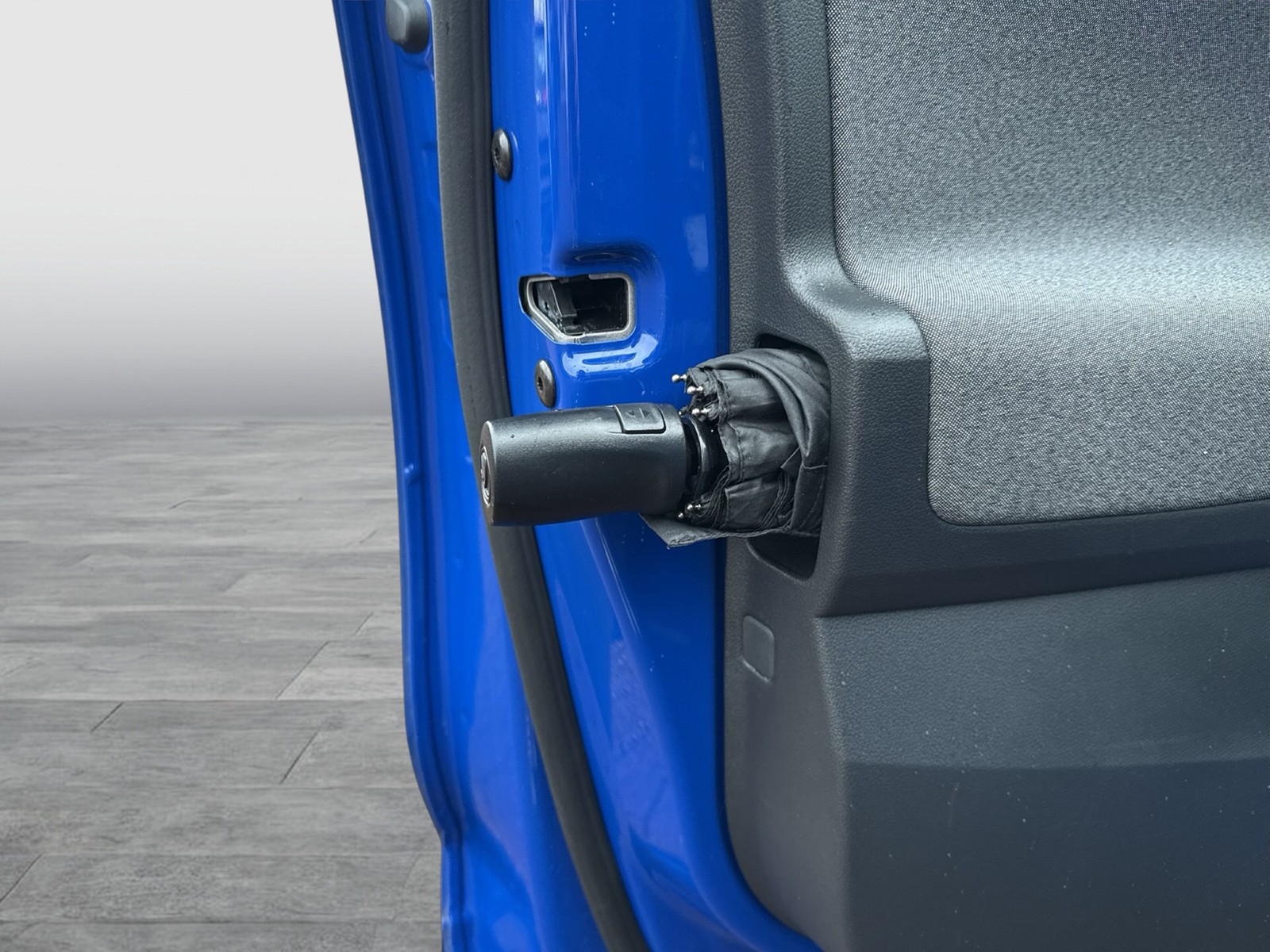 Skoda Enyaq 50 LOFT CAM LM19 NAVI LED KEYLESS-GO KLIMA