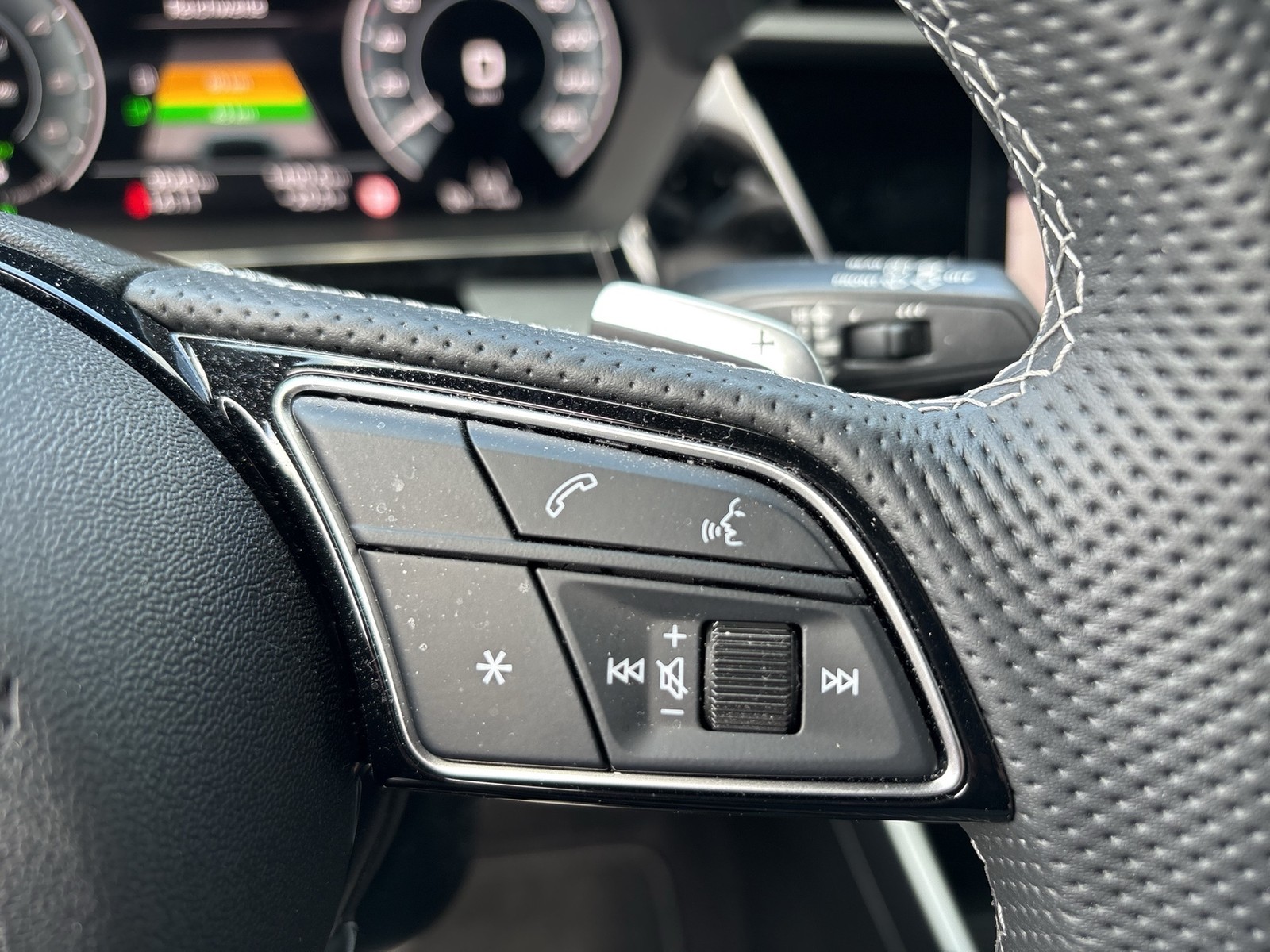 Audi A3 allstreet 40 HYBRID S LINE AHK CAM NAVI+