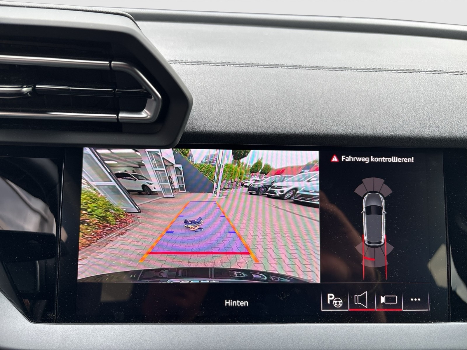 Audi A3 allstreet 40 HYBRID S LINE SONOS AHK CAM ACC