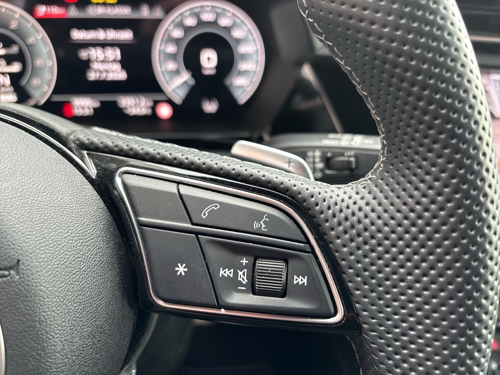Audi A3 allstreet 40 HYBRID S LINE SONOS AHK CAM ACC