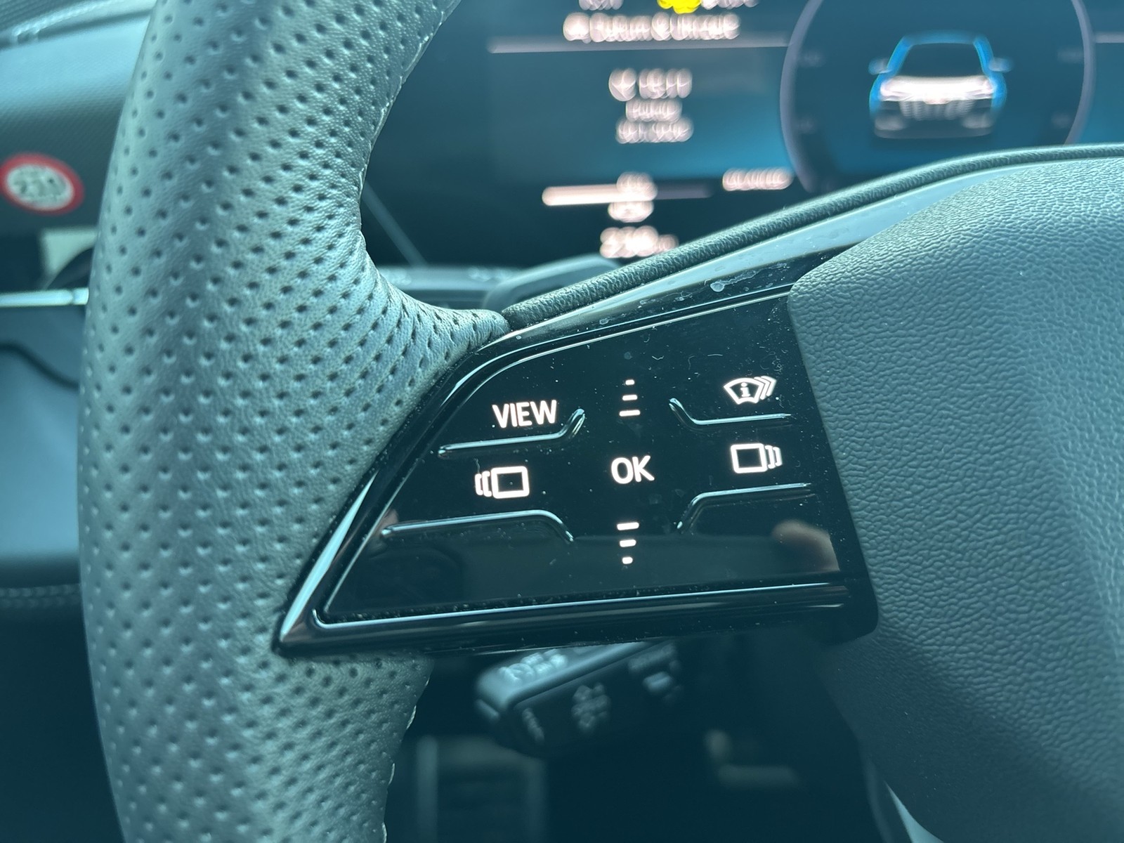 Audi Q6 e-tron quattro S LINE WÄRMEPUMPE PANO B&O AHK