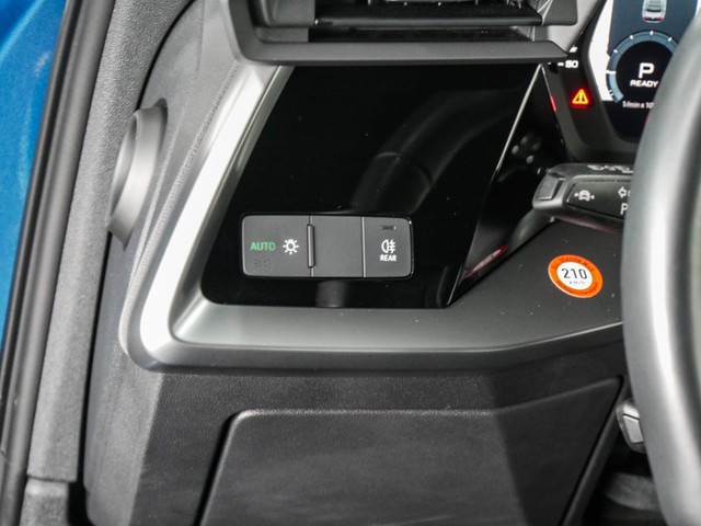 Audi A3 35 NAVI+ SITZHZ ALU CARPLAY TEMPOMAT EINPARKH