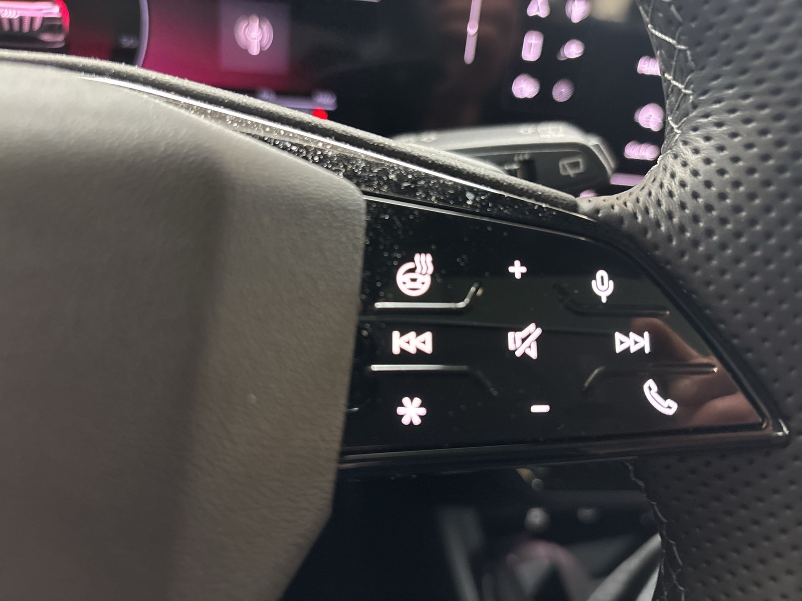 Audi Q6 e-tron quattro S LINE TECHPRO PANO B&O 20"