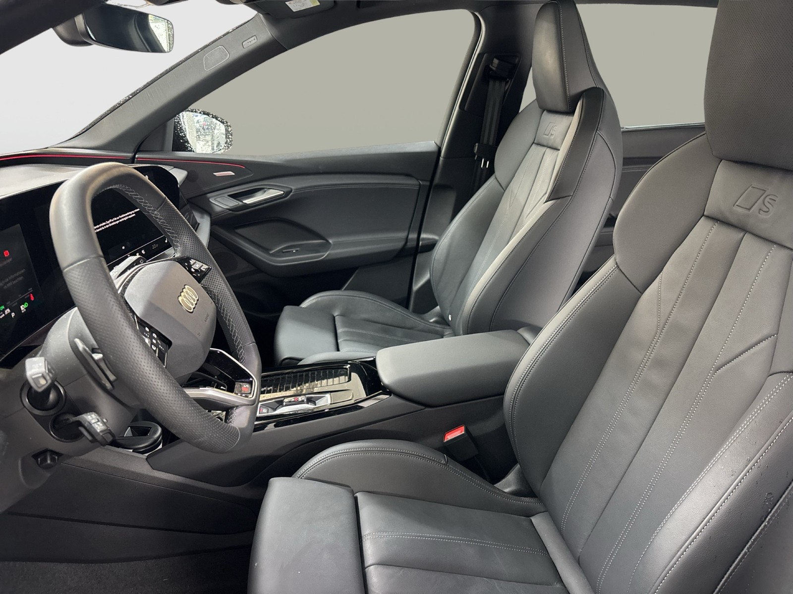 Audi Q6 e-tron quattro S LINE TECHPRO PANO B&O 20"