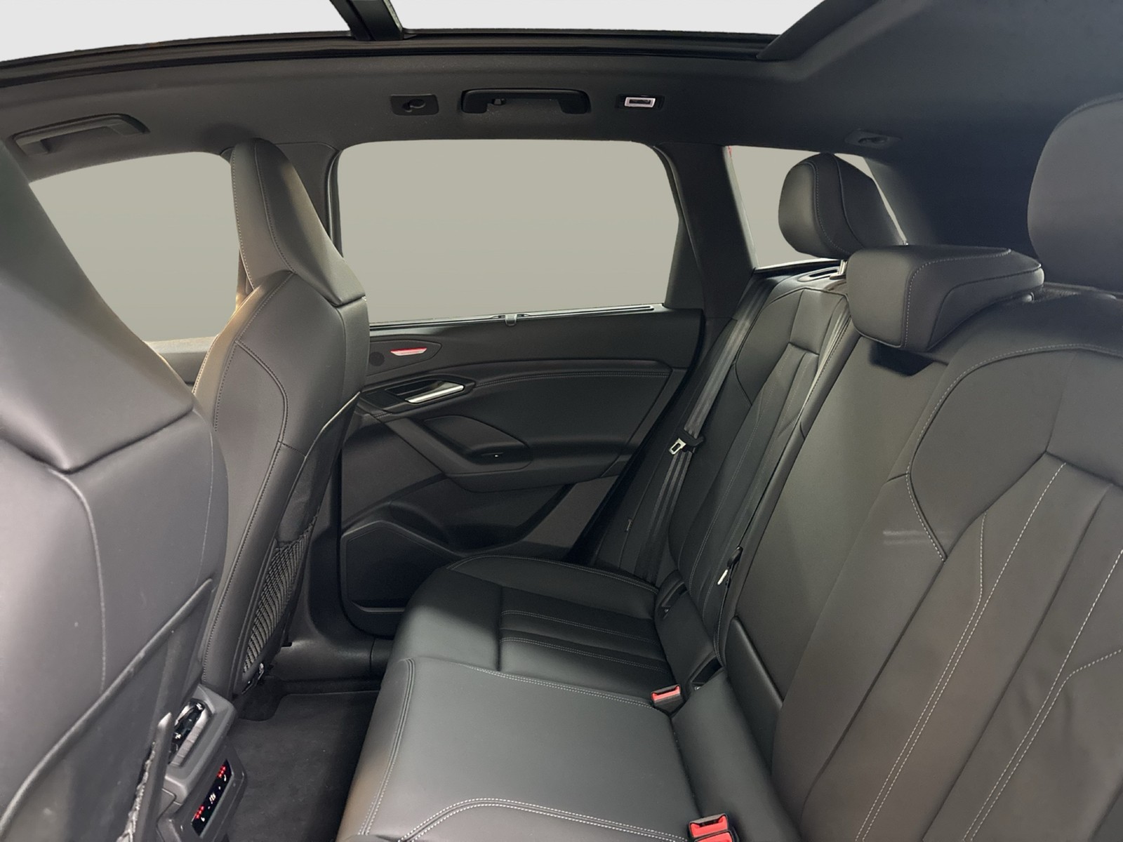 Audi Q6 e-tron quattro S LINE TECHPRO PANO B&O 20"