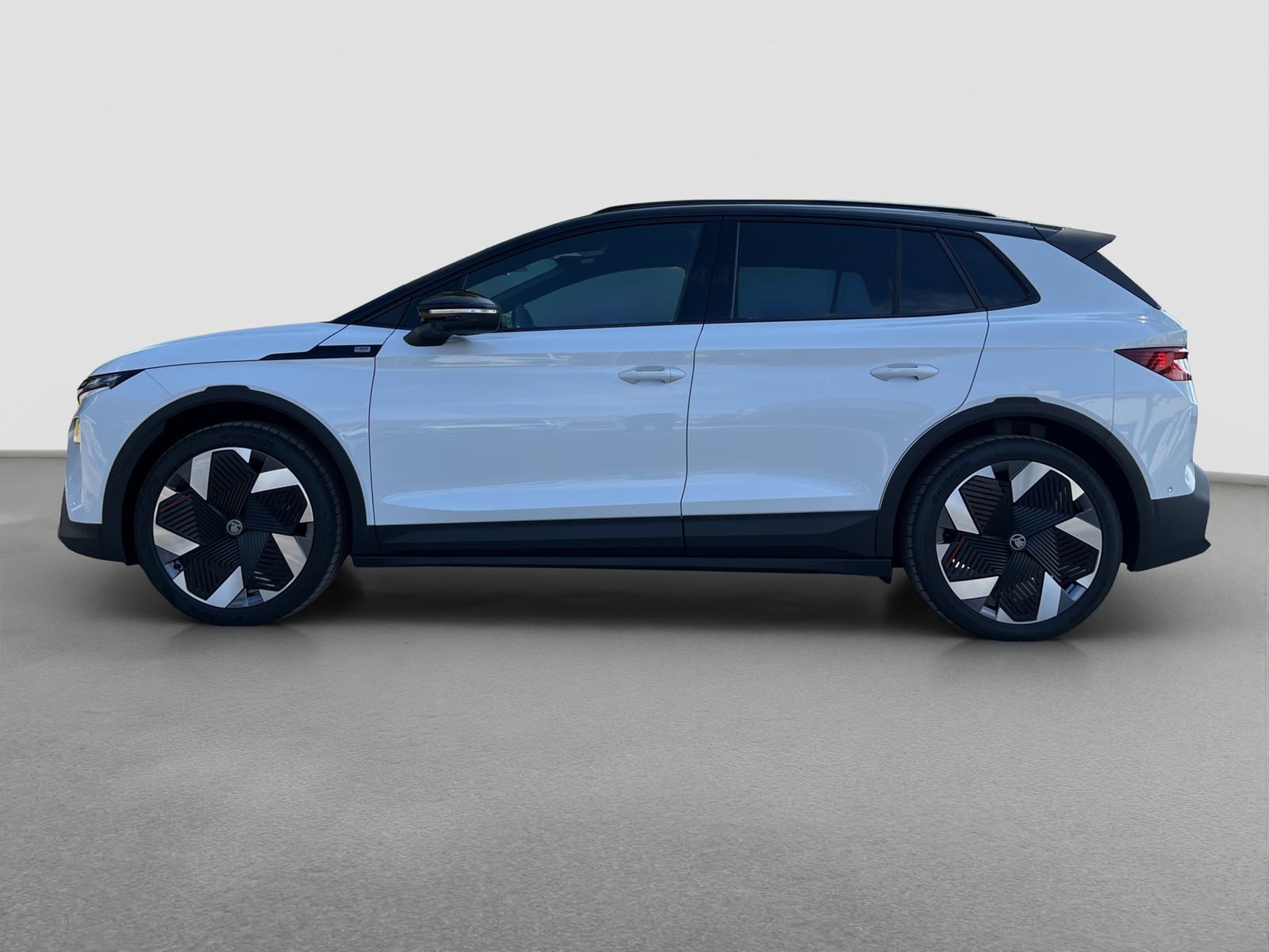 Skoda Elroq 85 First Edition AHK Hud ACC NAV 360 Grad