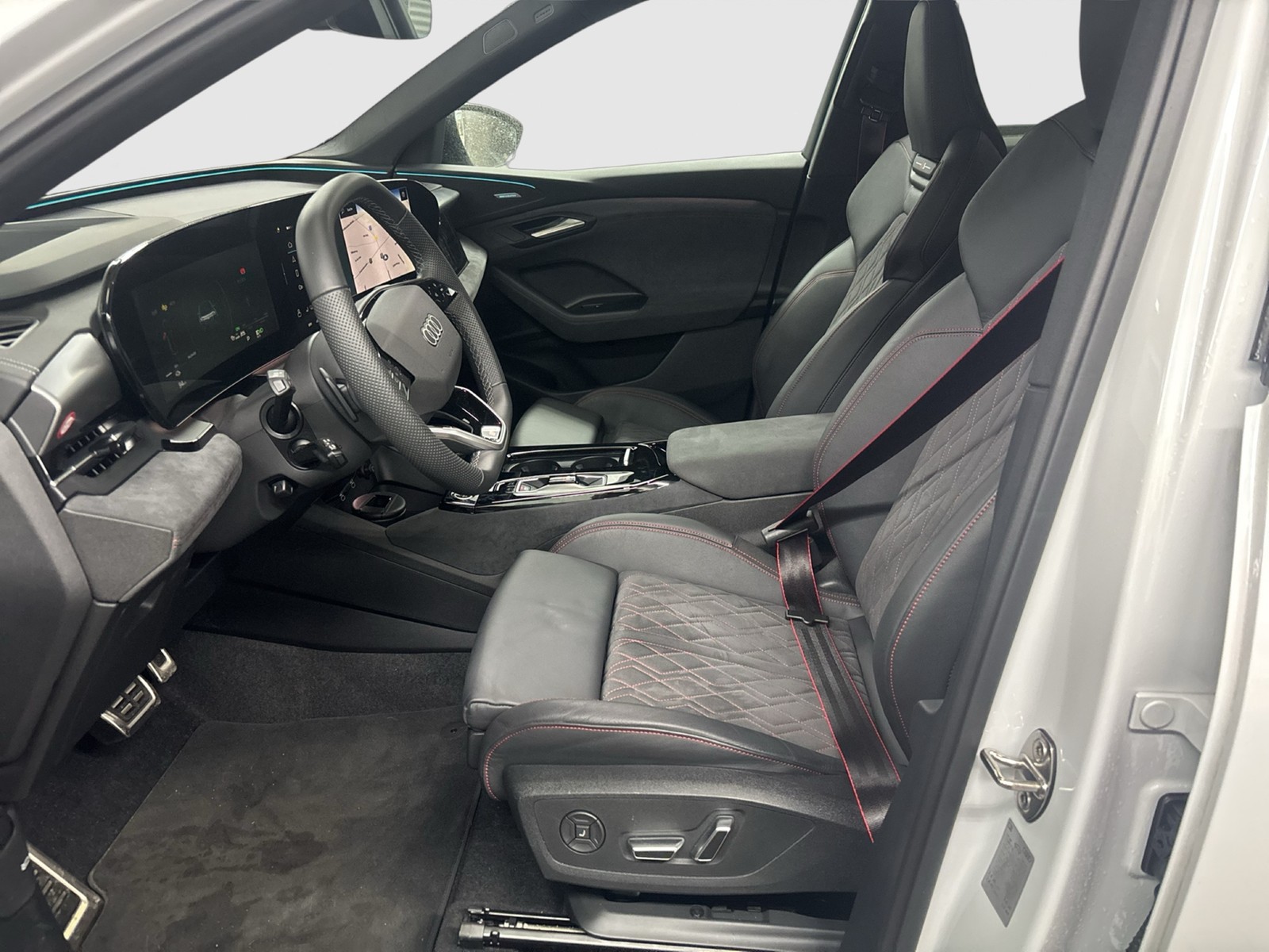 Audi Q6 e-tron quattro S LINE BLACKPAK TECHPRO PANO