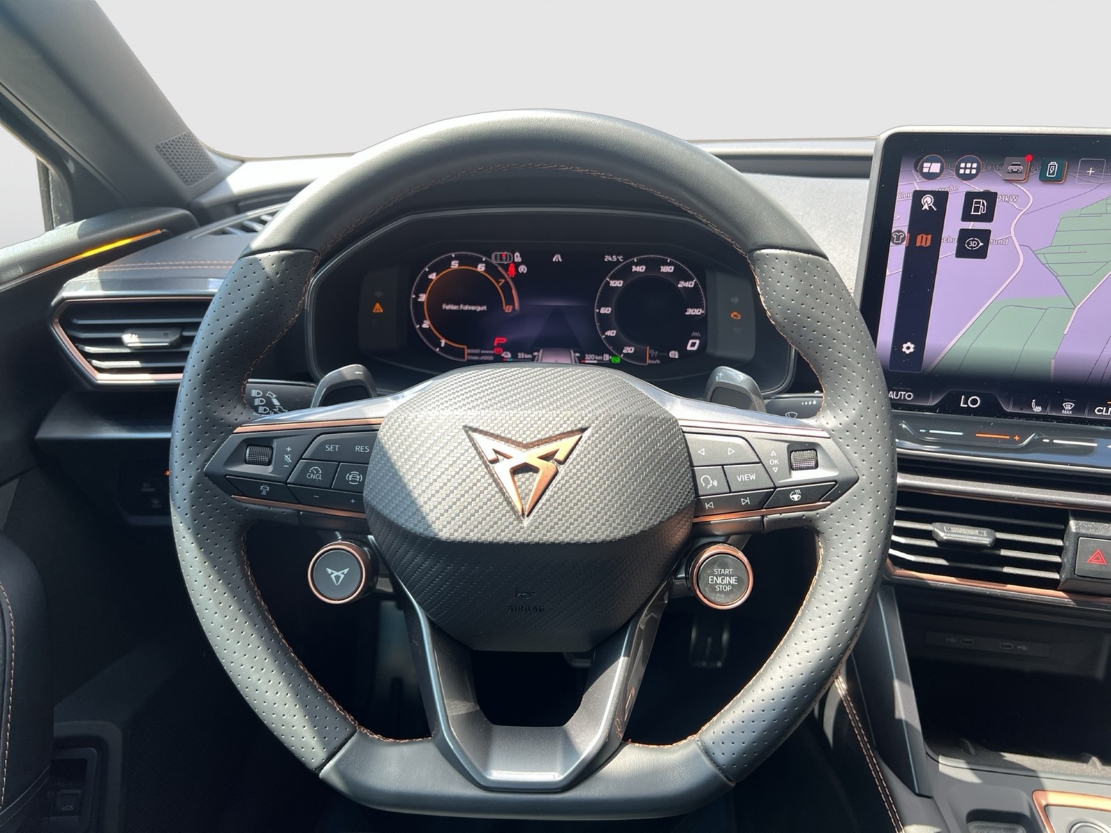 Cupra Leon ST 1.5 HYBRID VZ BLACK EDITION AHK CAM LM19