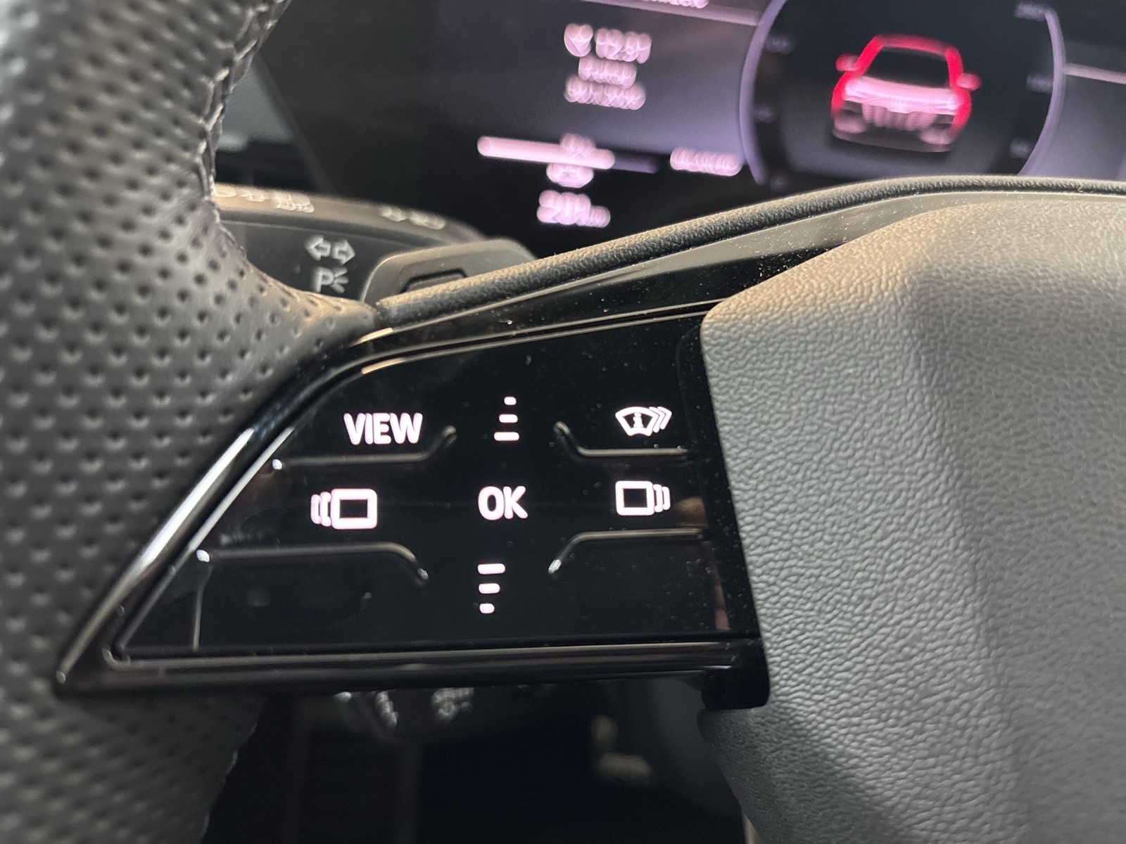 Audi Q6 e-tron quattro S LINE WÄRMEPUMPE PANO B&O CAM