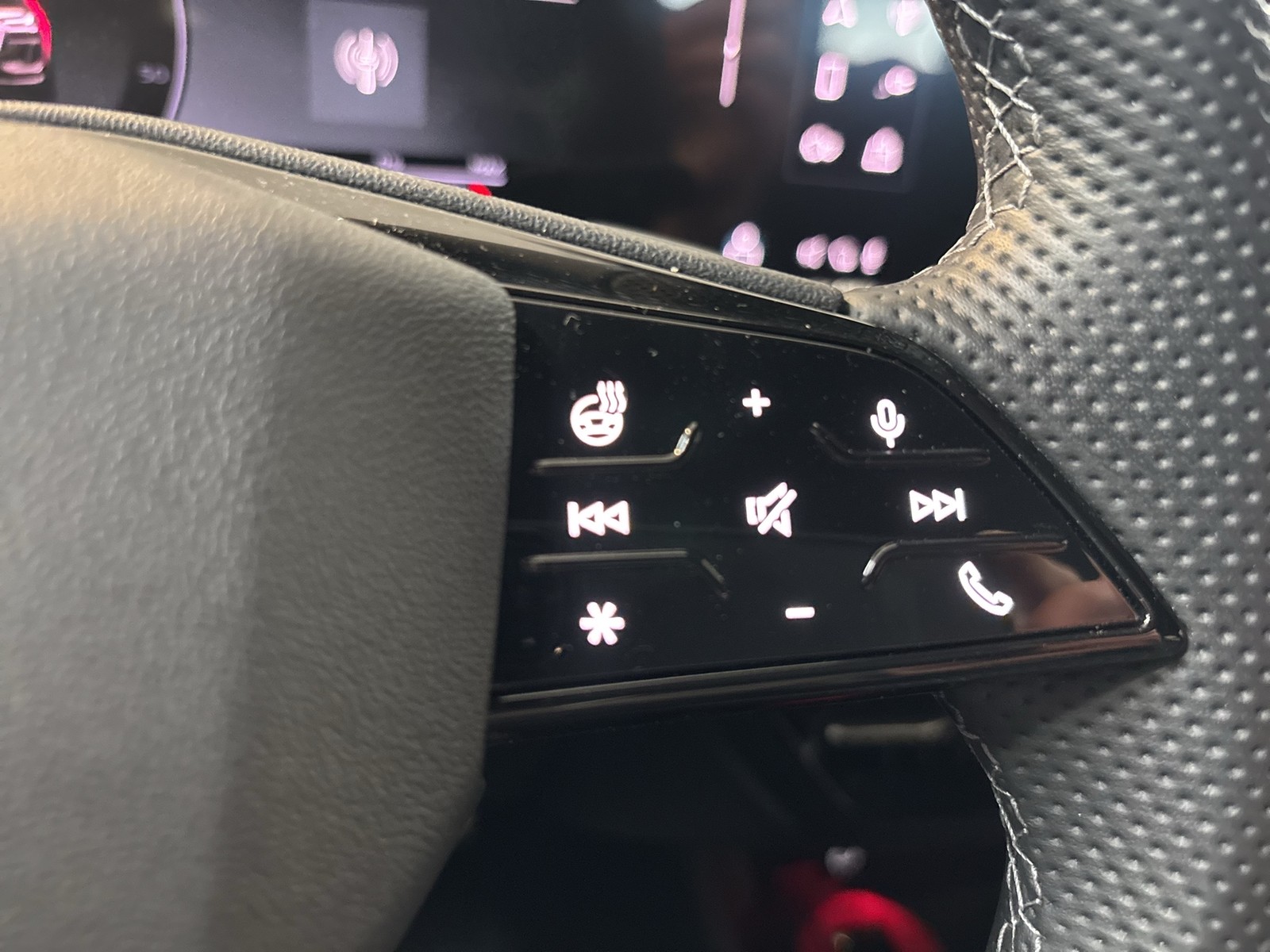 Audi Q6 e-tron quattro S LINE WÄRMEPUMPE PANO B&O CAM