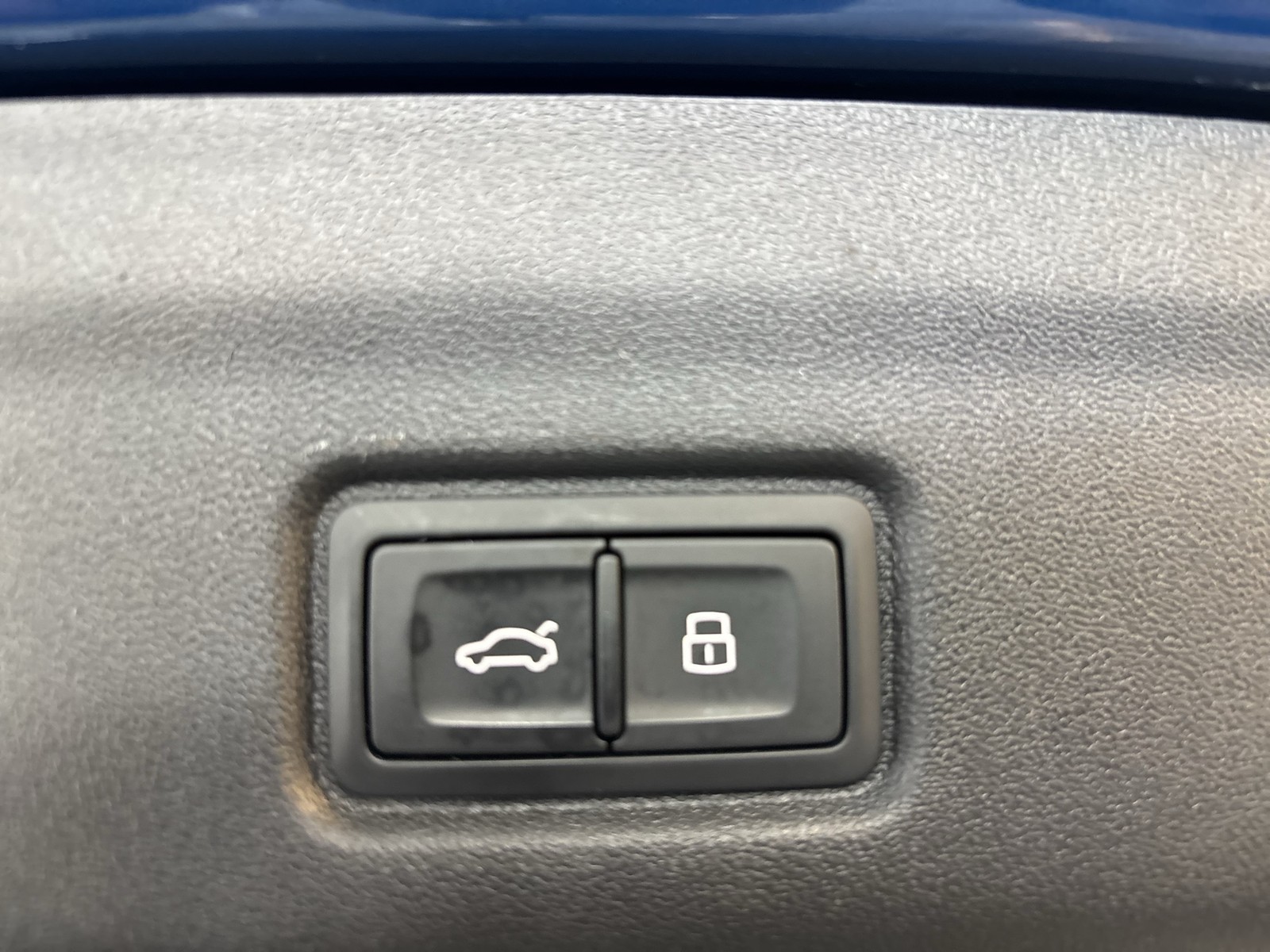 Audi Q6 e-tron quattro S LINE WÄRMEPUMPE PANO B&O CAM