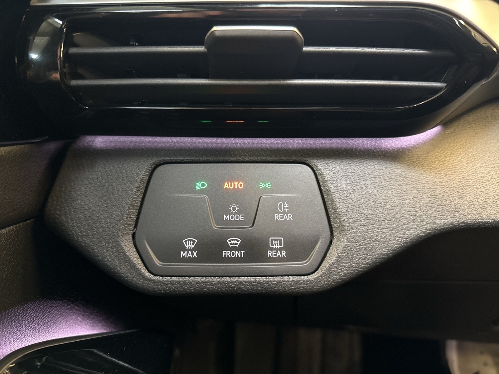 Volkswagen ID.4 Pure Performance CAM ACC LM19 NAVI CARPLAY