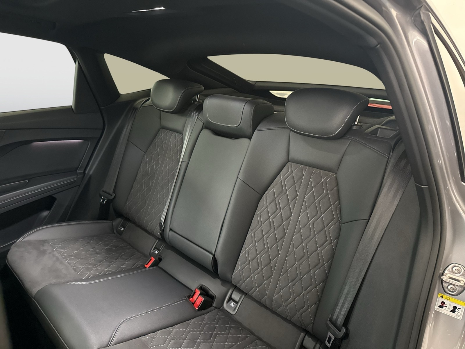 Audi Q4 e-tron Sportback 50 Qu. S LINE PANO ALU20 eKLAPPE