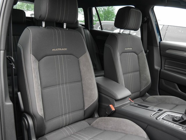 Volkswagen Passat Alltrack 2.0 4X4 MATRIX STANDHEIZ AHK NAVI