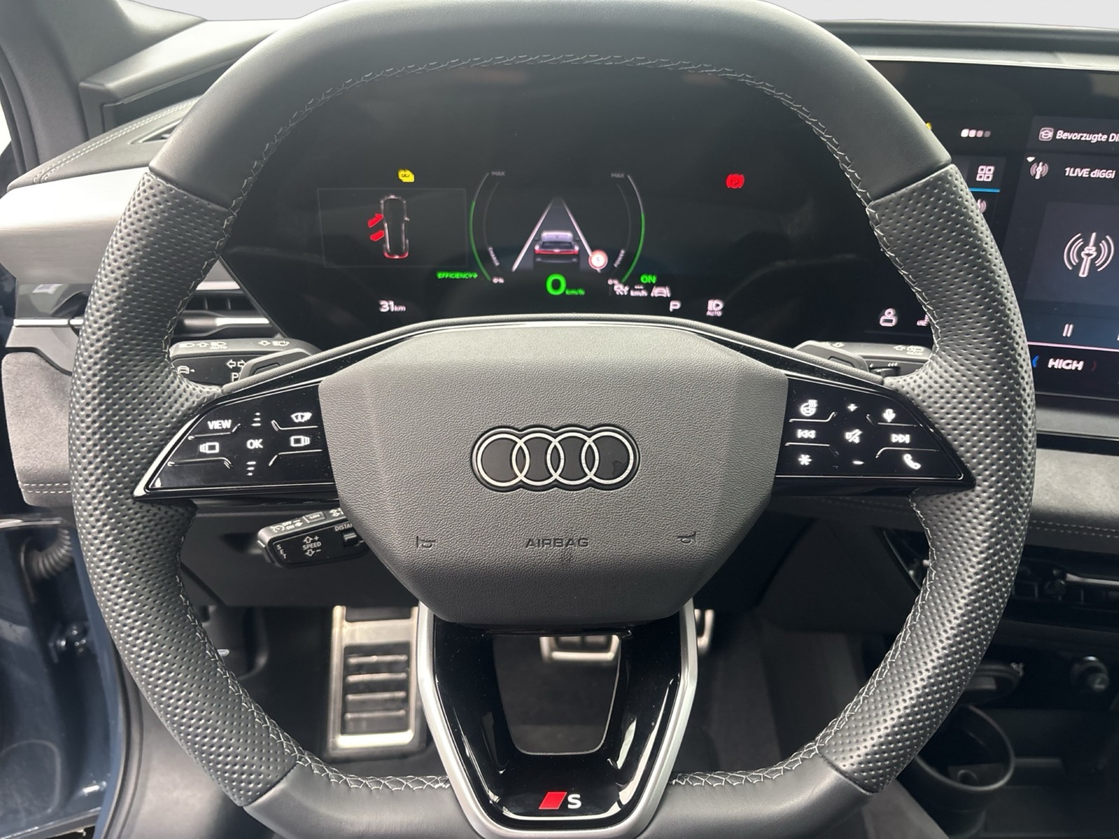 Audi Q6 e-tron quattro S LINE BLACKPAK TECHPRO PANO