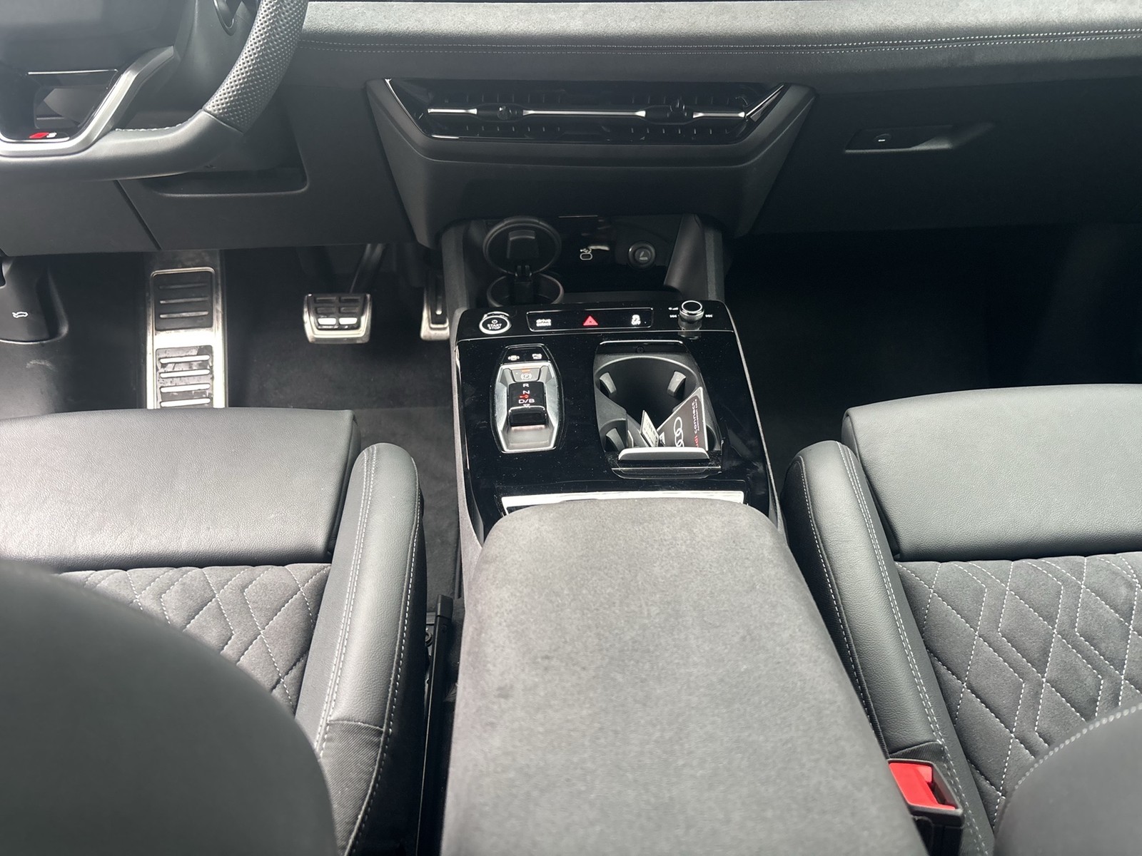 Audi Q6 e-tron quattro S LINE BLACKPAK TECHPRO PANO