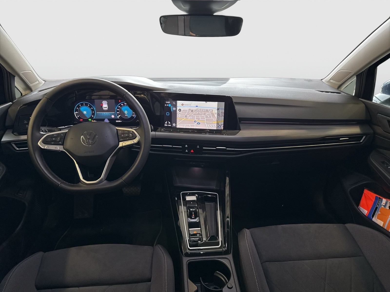 Volkswagen Golf Variant VIII 1.5eTSI STYLE ACC LM17 EKLAPPE