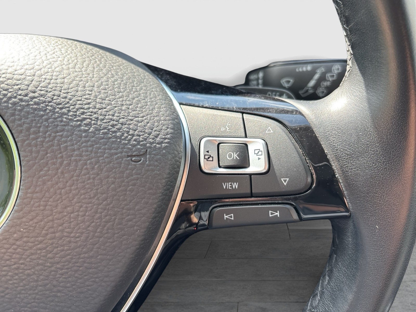 Volkswagen Tiguan 1.5 COMFORTLINE ACC ALU NAVI SITZHEIZUNG