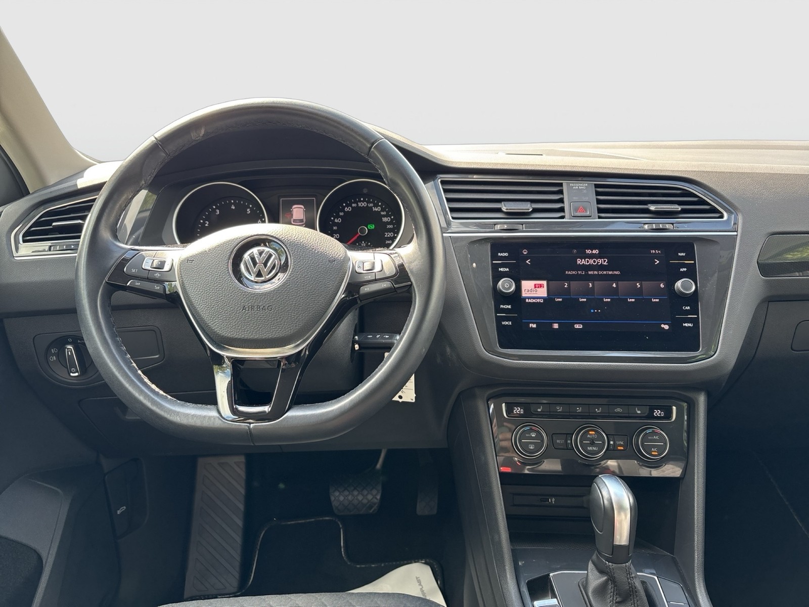Volkswagen Tiguan 1.5 COMFORTLINE ACC ALU NAVI SITZHEIZUNG
