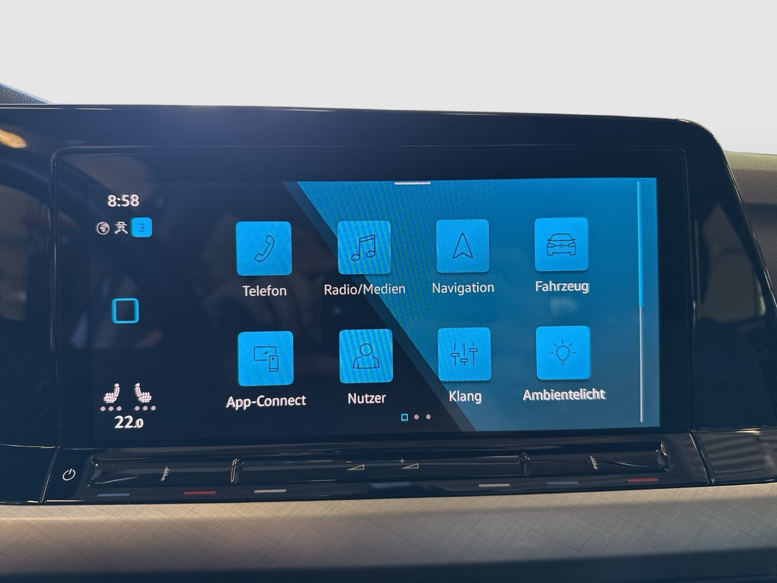 Volkswagen Golf Variant VIII 2.0 LIFE ACC NAVI ALU SITZHEIZ