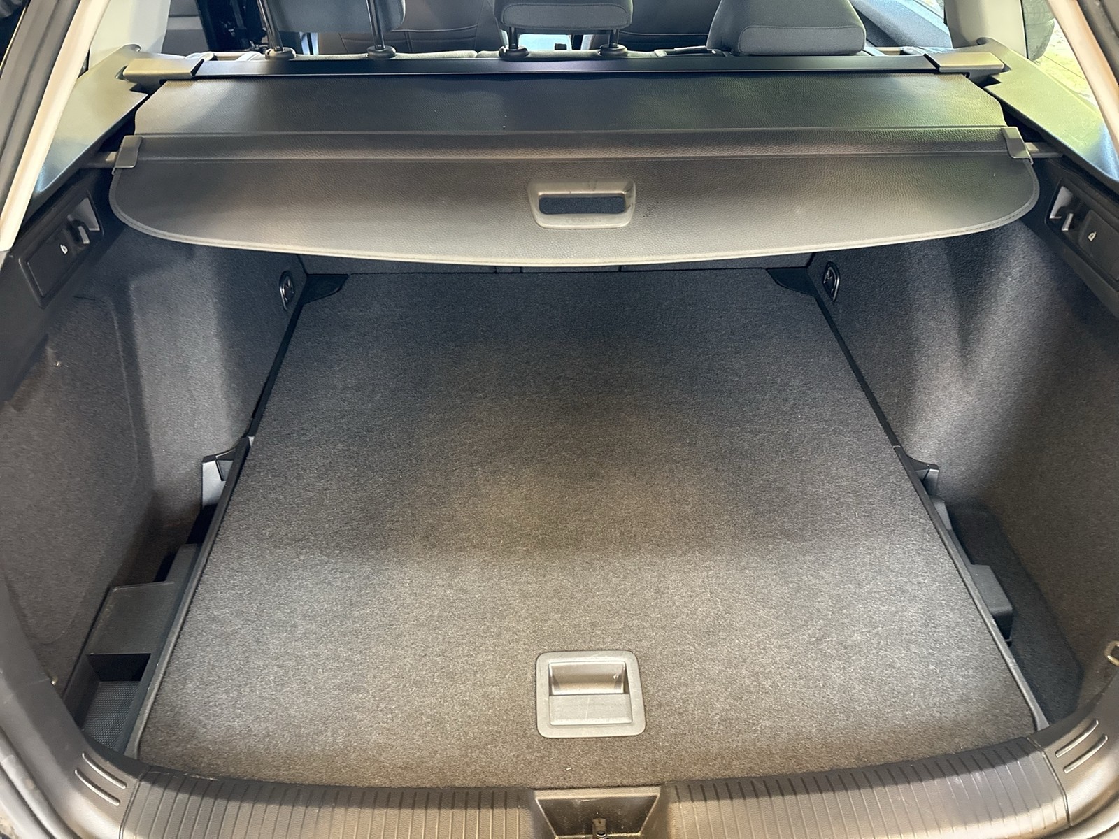 Volkswagen Golf Variant VIII 2.0 LIFE ACC NAVI ALU SITZHEIZ