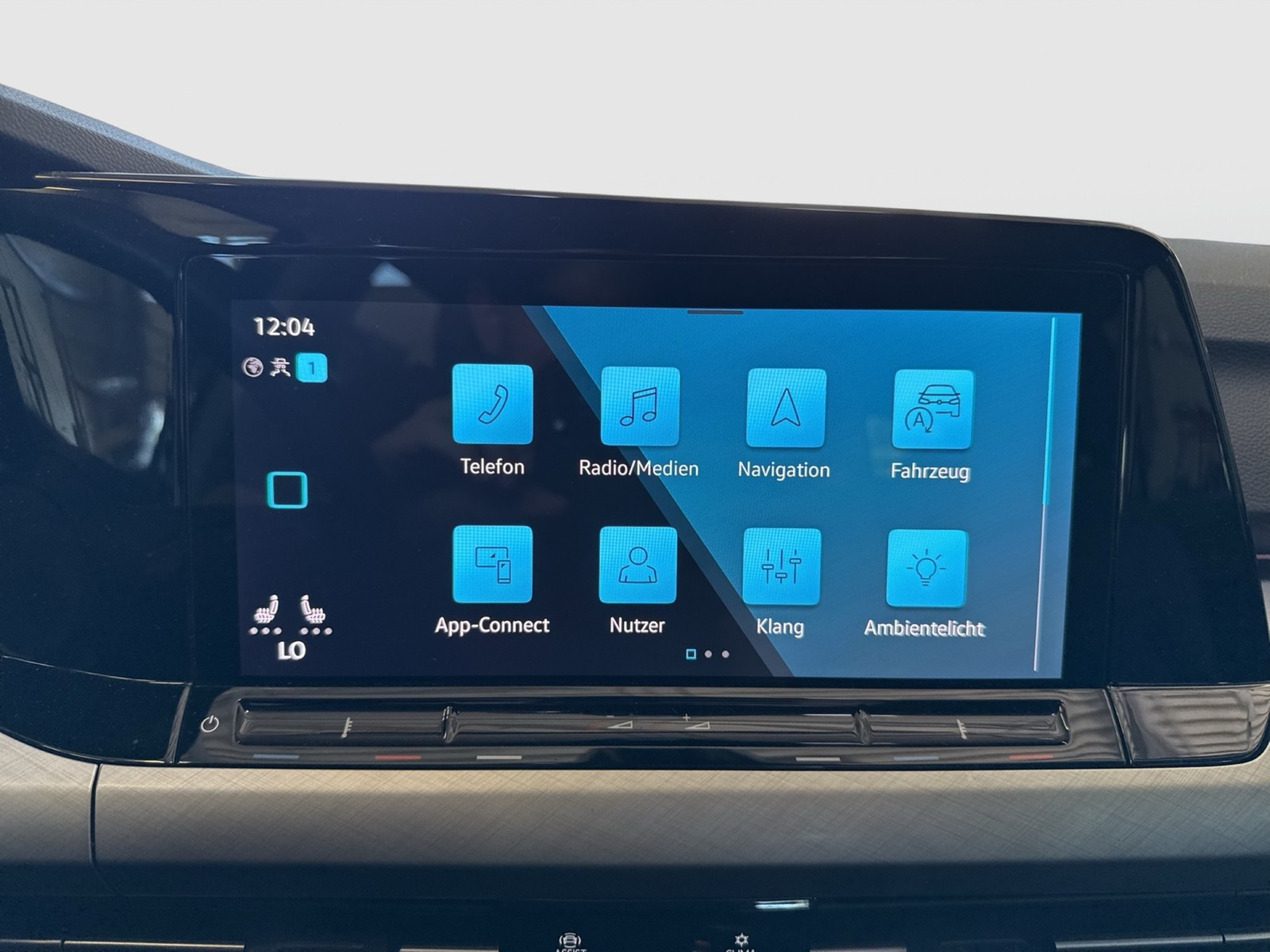 Volkswagen Golf Variant VIII 2.0 LIFE ACC NAVI ALU SITZHEIZ