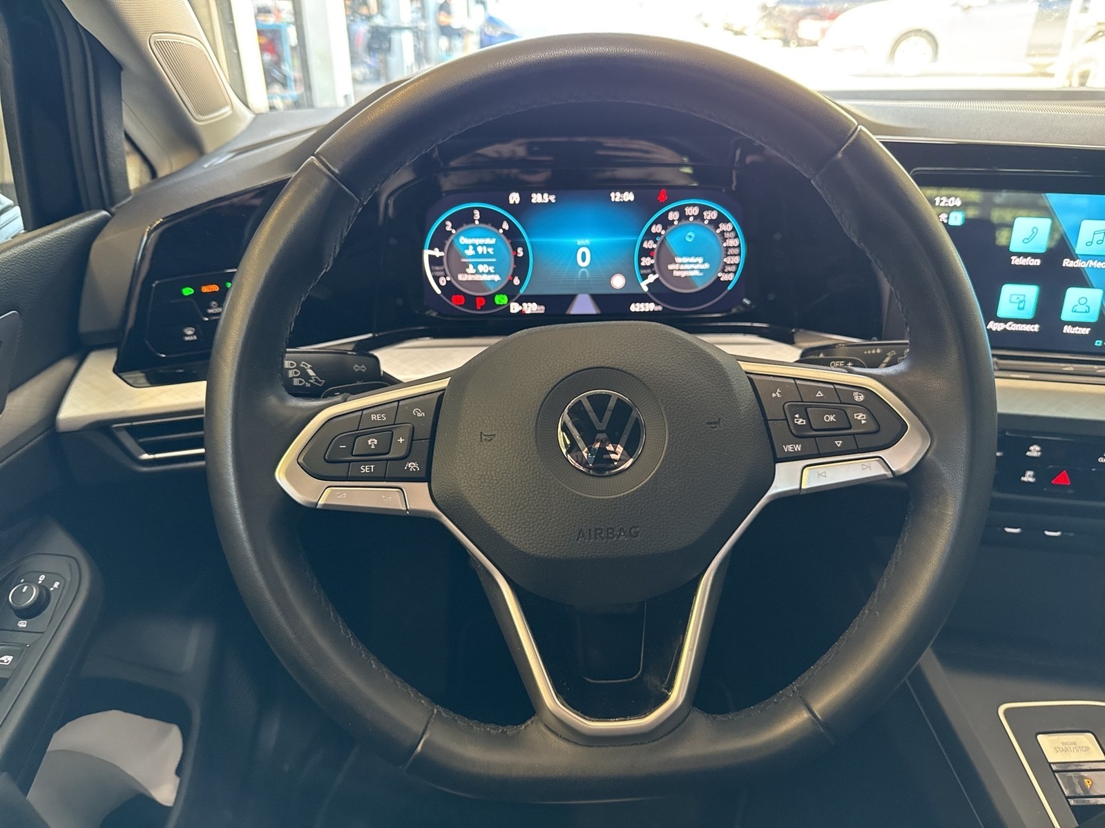 Volkswagen Golf Variant VIII 2.0 LIFE ACC NAVI ALU SITZHEIZ