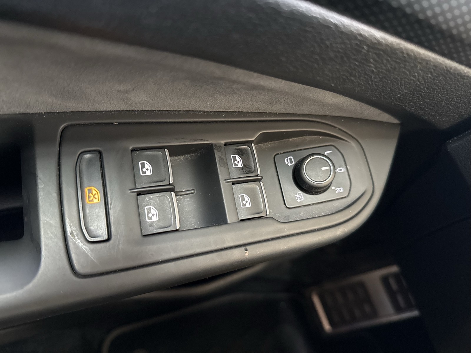 Volkswagen Golf Variant VIII 1.5 eTSI R-LINE CAM ACC LM17