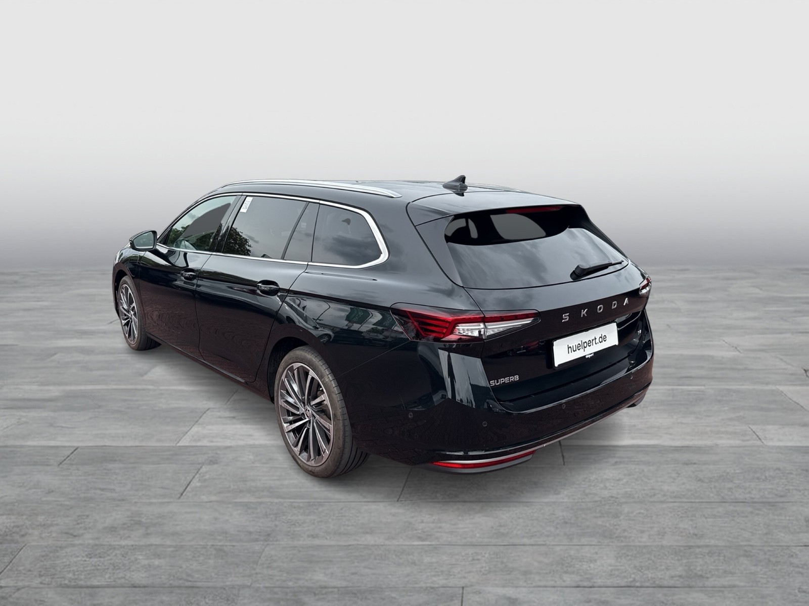 Skoda Superb Combi 1.5 iV L&K PANO CANTON AHK 360°CAM