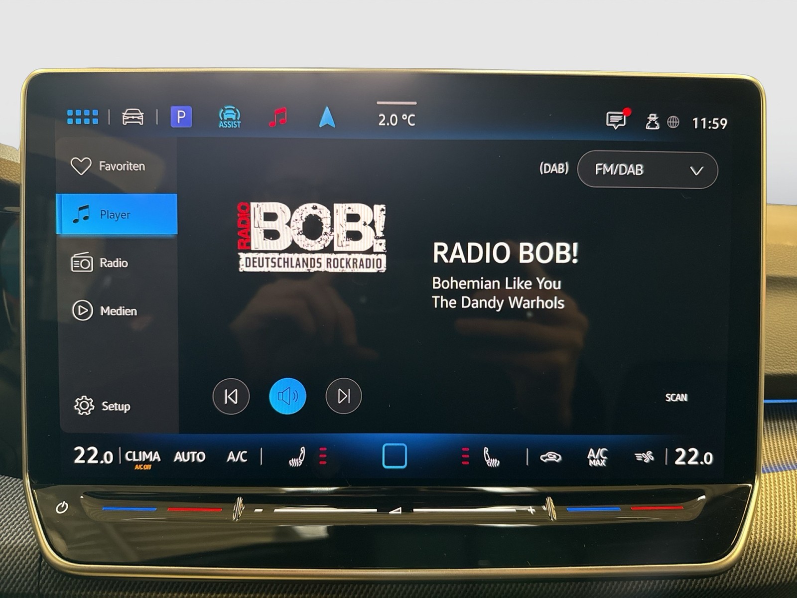 Volkswagen Golf VIII 2.0 R 4X4 FACELIFT AHK CAM ACC LM18