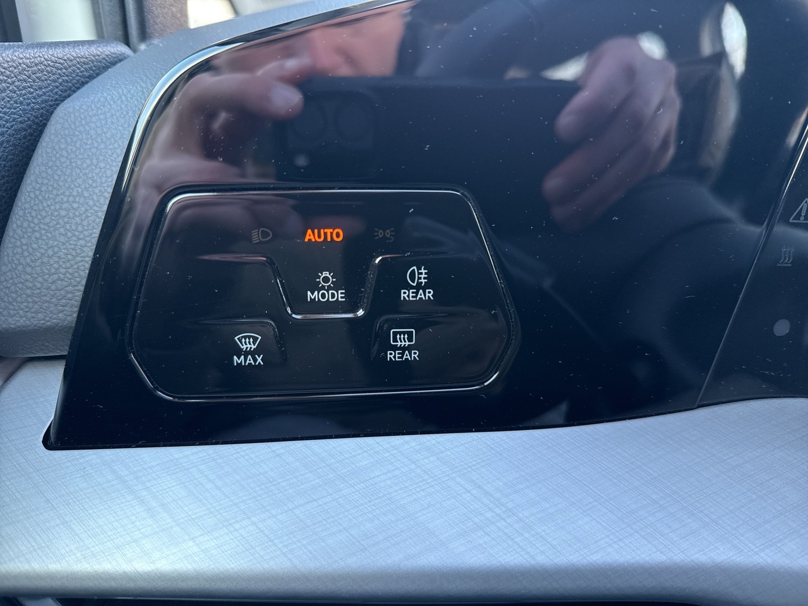 Volkswagen Golf VIII 2.0 LIFE FACELIFT ACC CARPLAY SITZHEIZUNG