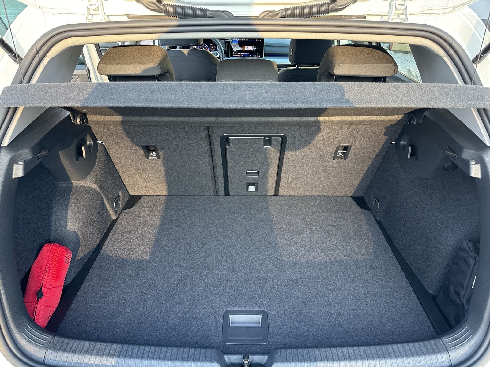 Volkswagen Golf VIII 2.0 LIFE FACELIFT ACC CARPLAY SITZHEIZUNG