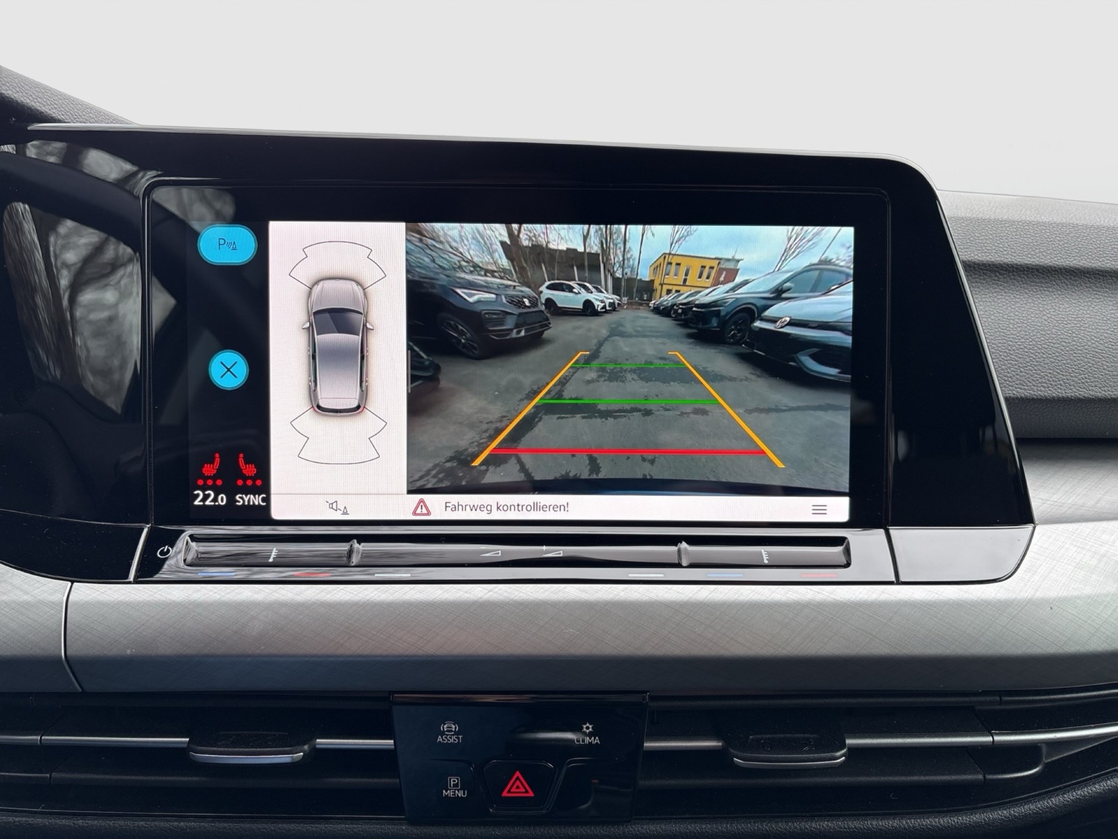 Volkswagen Golf VIII 1.5 LIFE CAM NAVI LED+ CARPLAY SITZHZ.