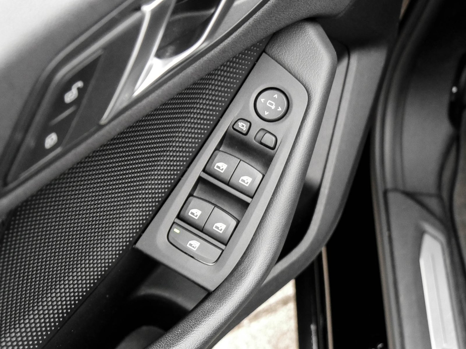 BMW 118 i Advantage NAVI ALU LIVE-COCKPIT SITZHEIZ.