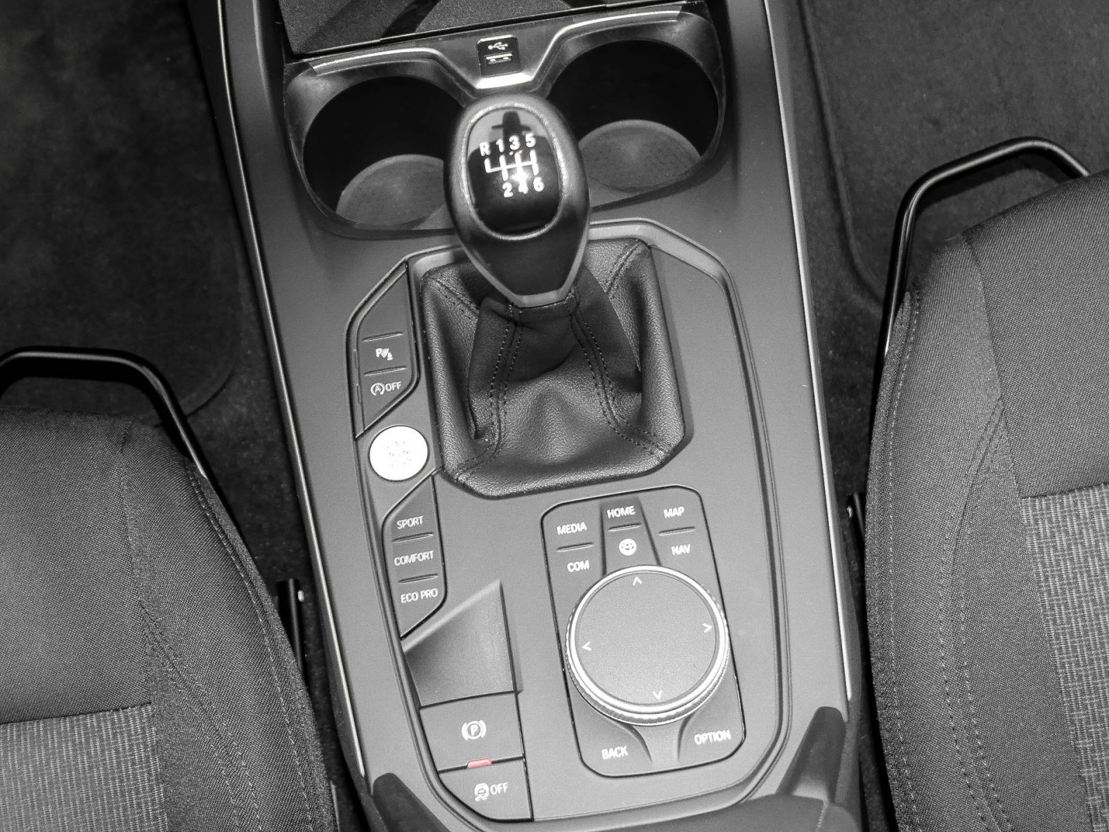 BMW 118 i Advantage NAVI ALU LIVE-COCKPIT SITZHEIZ.