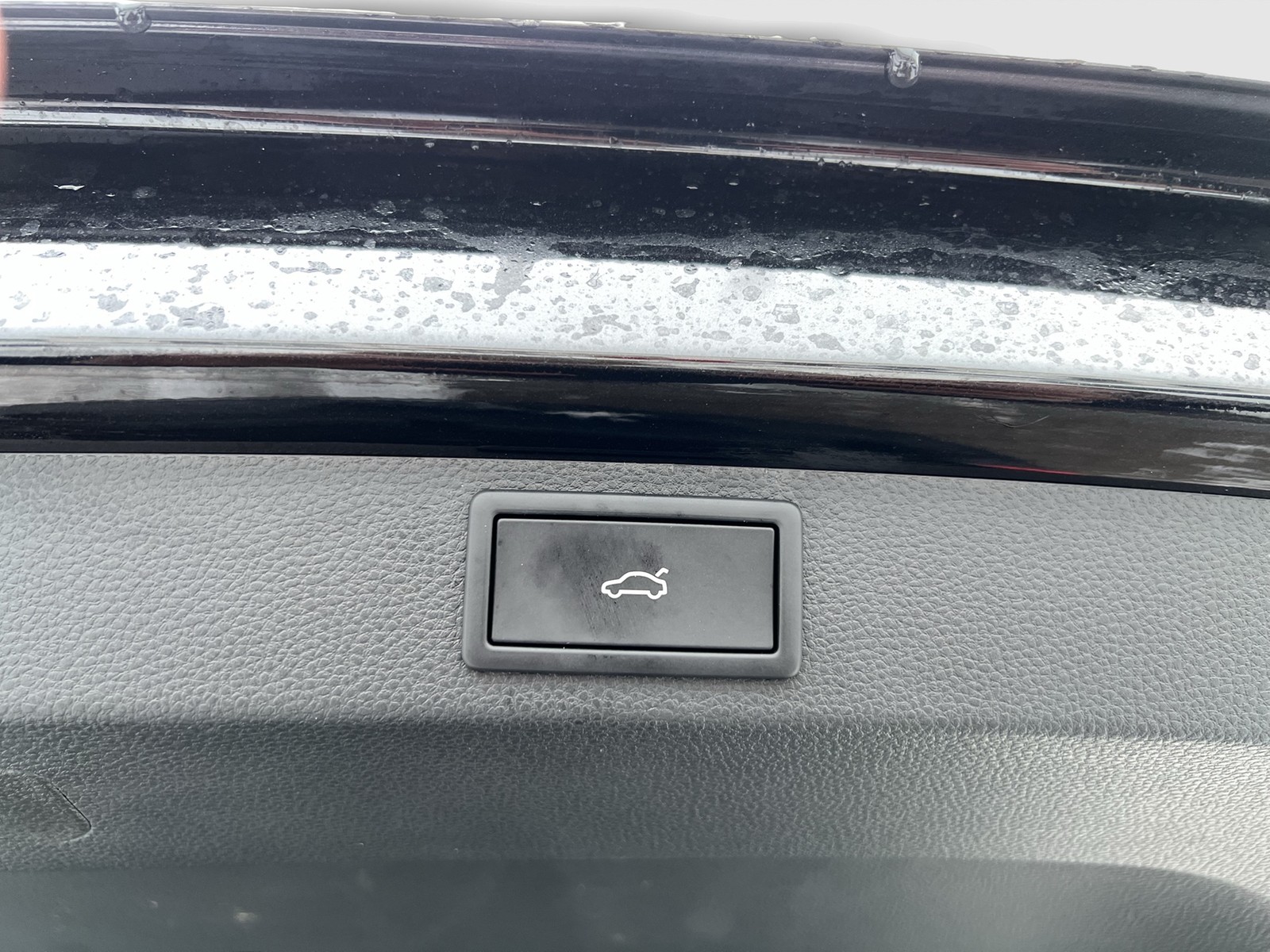 Skoda Karoq 1.5 SPORTLINE PANO CAM MATRIX EKLAPPE NAVI