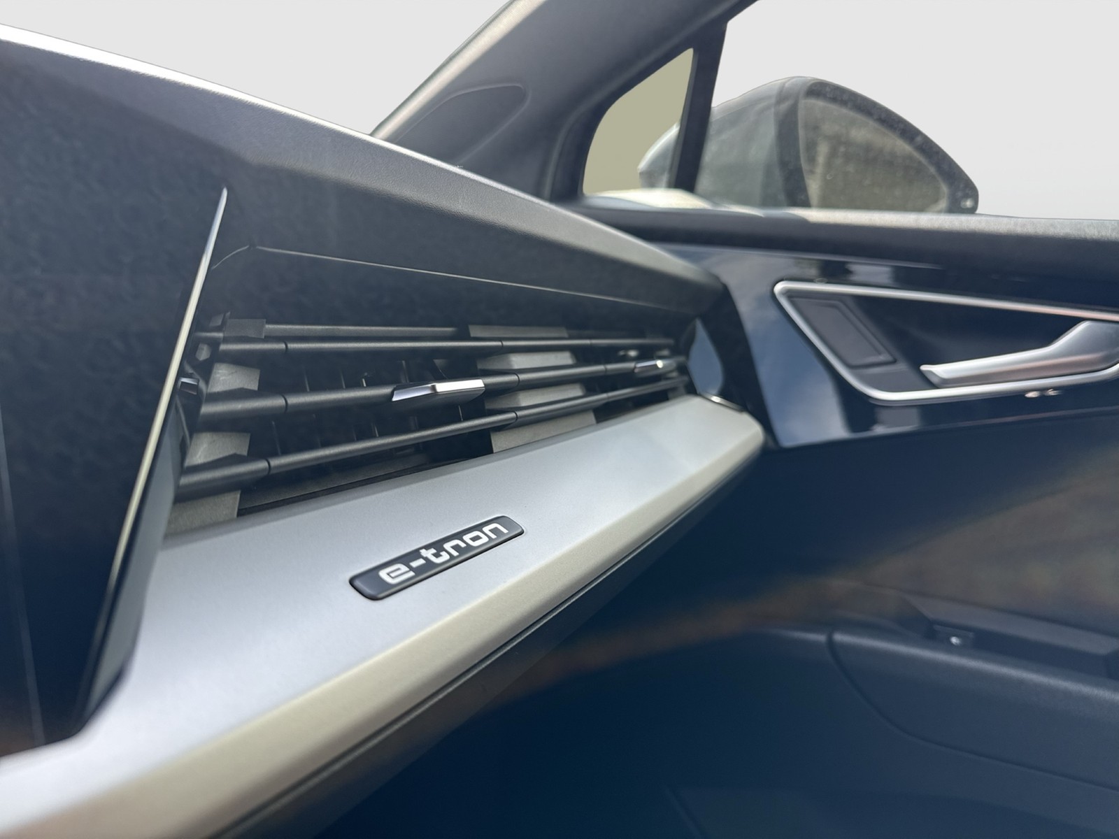 Audi Q4 e-tron 35 CAM ACC SITZHEIZUNG