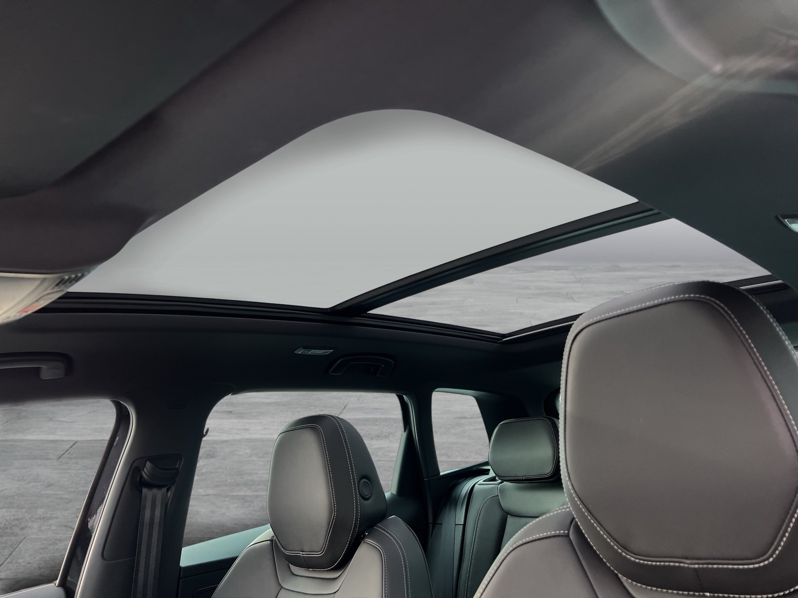 Skoda Karoq 1.5 SPORTLINE PANO CAM MATRIX EKLAPPE NAVI