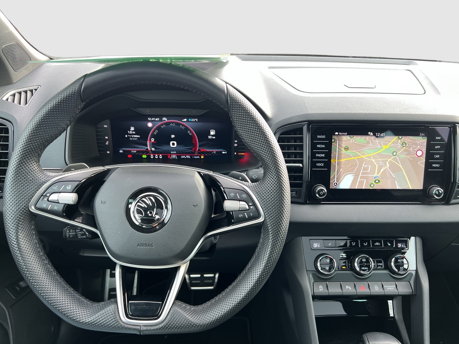 Skoda Karoq 1.5 SPORTLINE PANO CAM MATRIX EKLAPPE NAVI