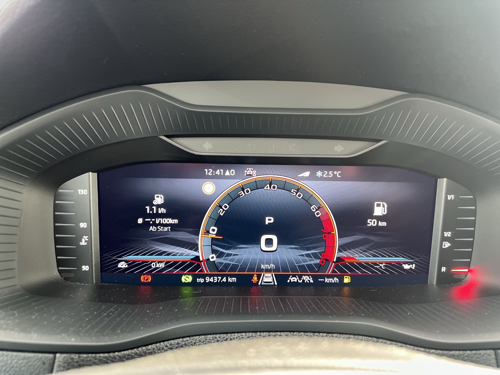 Skoda Karoq 1.5 SPORTLINE PANO CAM MATRIX EKLAPPE NAVI