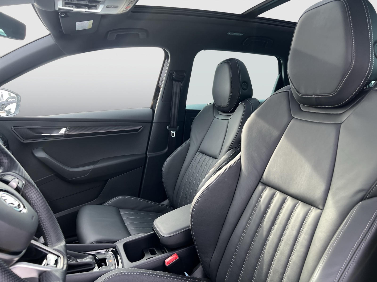 Skoda Karoq 1.5 SPORTLINE PANO CAM MATRIX EKLAPPE NAVI