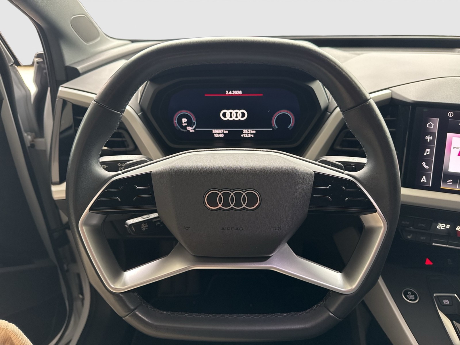 Audi Q4 e-tron 40 S LINE BLACKPAK ALU20 NAVI+ SITZHZ.