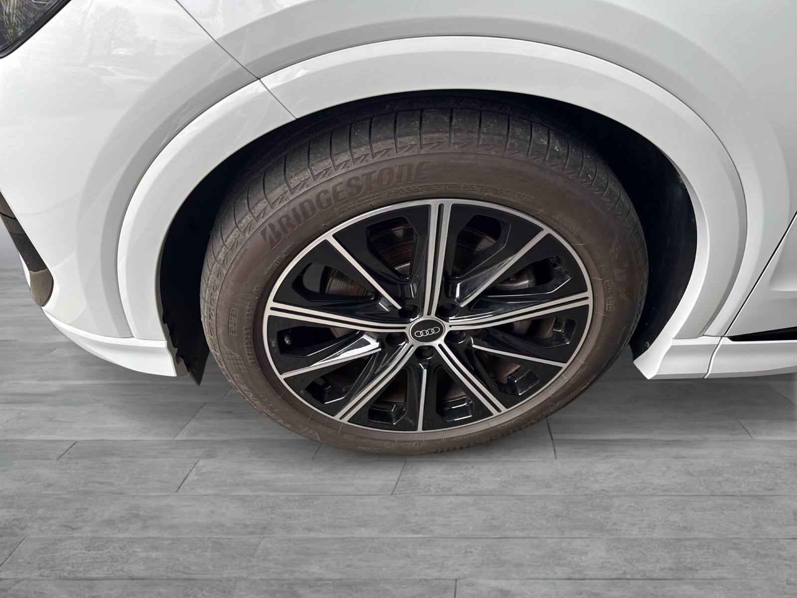 Audi Q4 e-tron 40 S LINE BLACKPAK ALU20 NAVI+ SITZHZ.