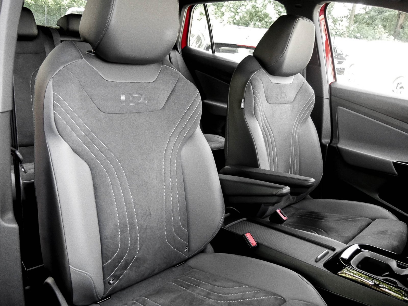 Volkswagen ID.4 PRO KAMERA ALU21 HEAD-UP NAVI SITZHEIZ.