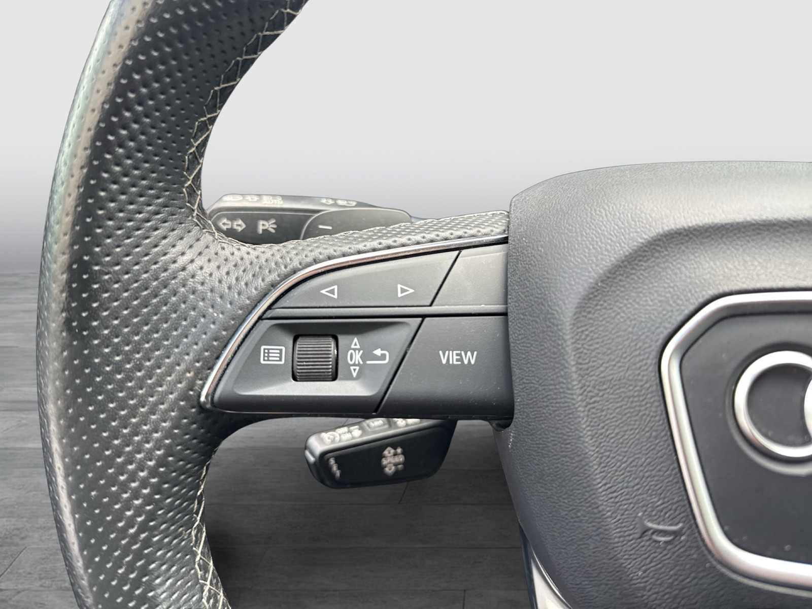 Audi Q5 40 Qu. S LINE AHK KAMERA eKLAPPE NAVI+