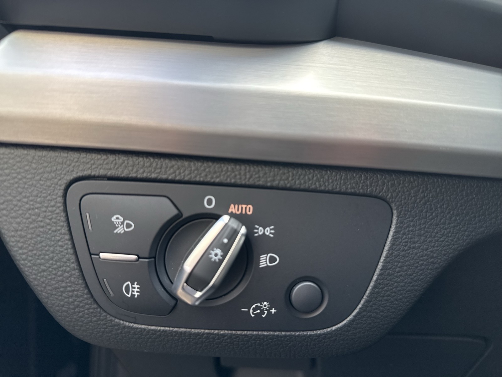 Audi Q5 40 Qu. S LINE AHK KAMERA eKLAPPE NAVI+
