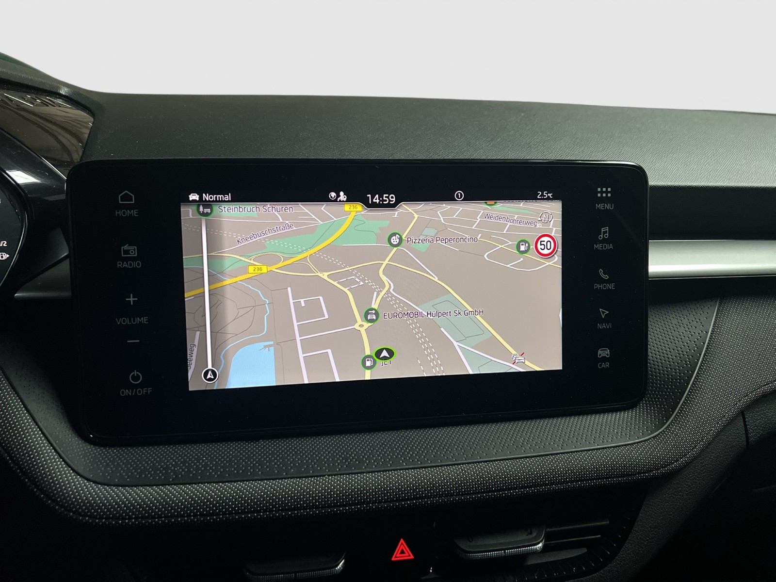 Skoda Fabia 1.0 TOUR CAM AHK-VORBEREITUNG NAVI SITZHZ.